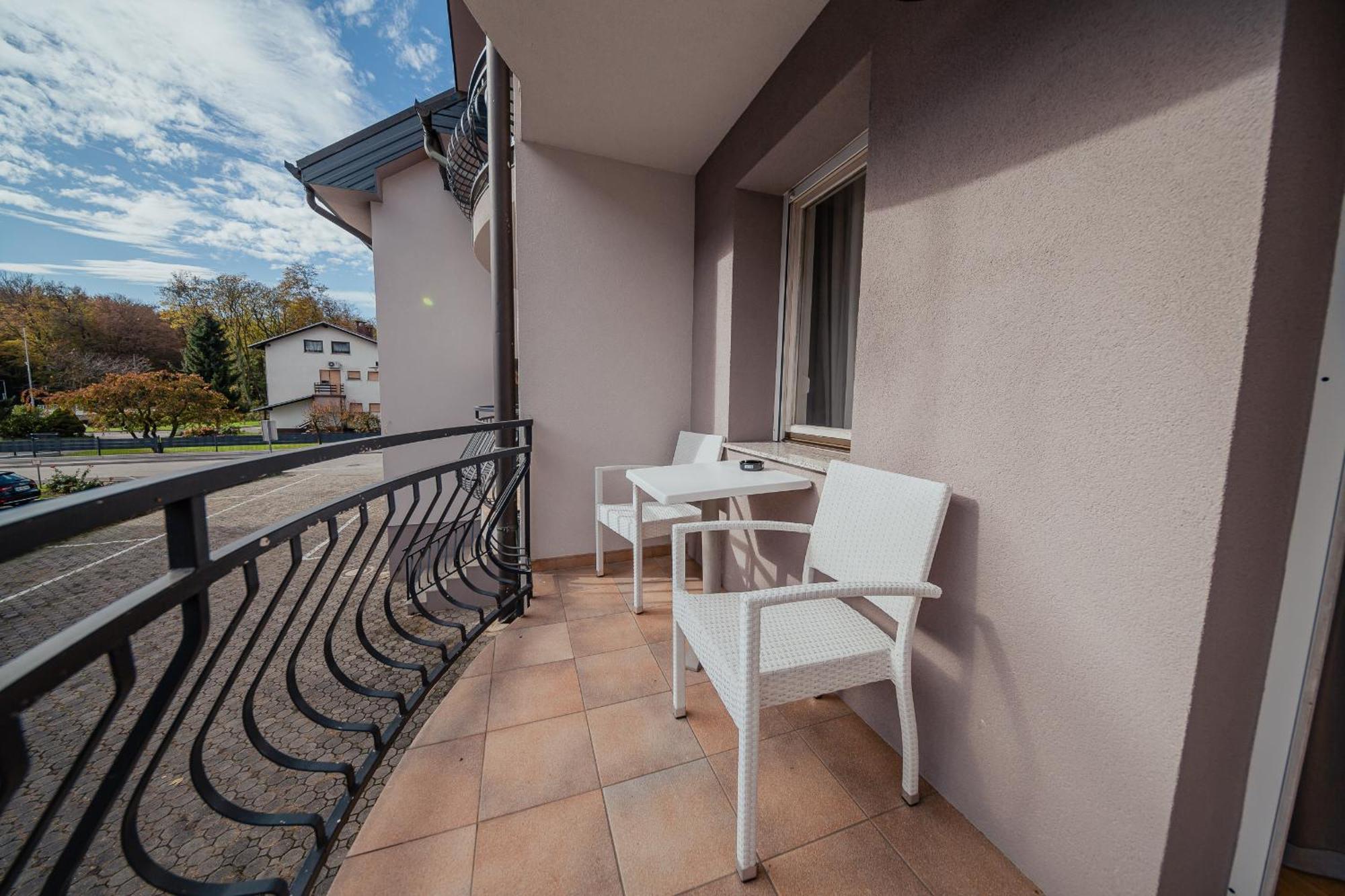 Hotel Maj Inn Moravske-Toplice Exterior photo