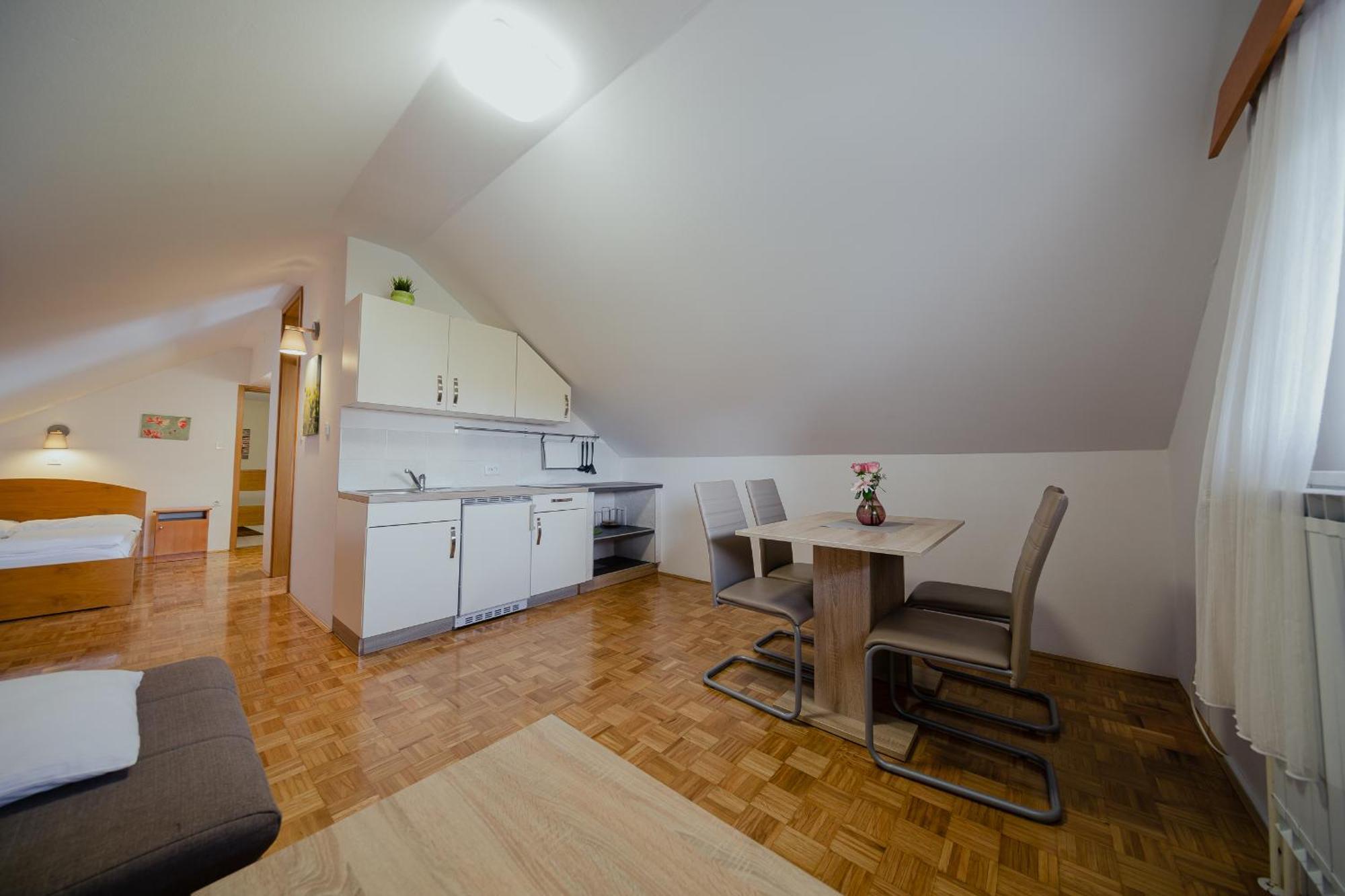 Hotel Maj Inn Moravske-Toplice Room photo